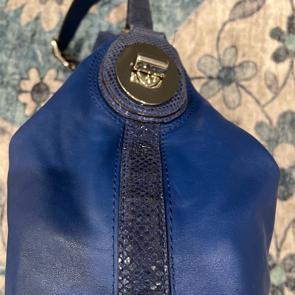 Coach Penelope Blue Leather Hobo Bag w/COA - Picture 9 of 15